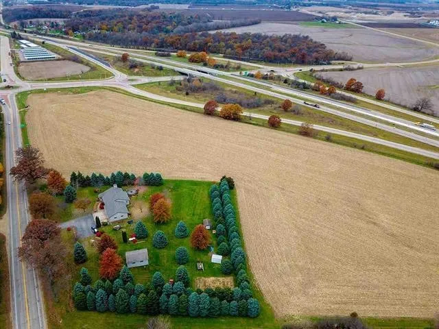 $2,600,000 | 3905 Milwaukee Road, Beloit, WI 53511