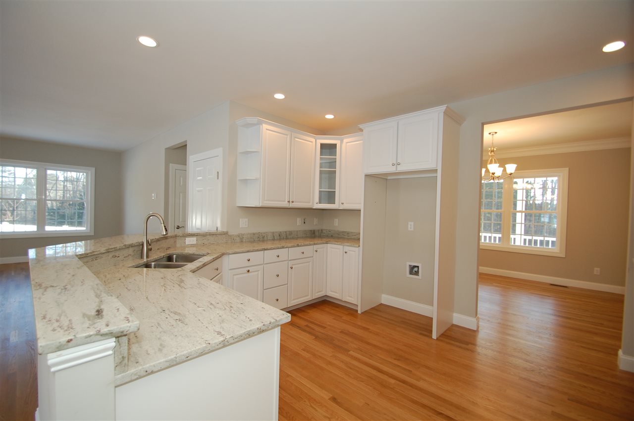 68 Hall Road Londonderry, NH 03053 - Photo 2 of 23