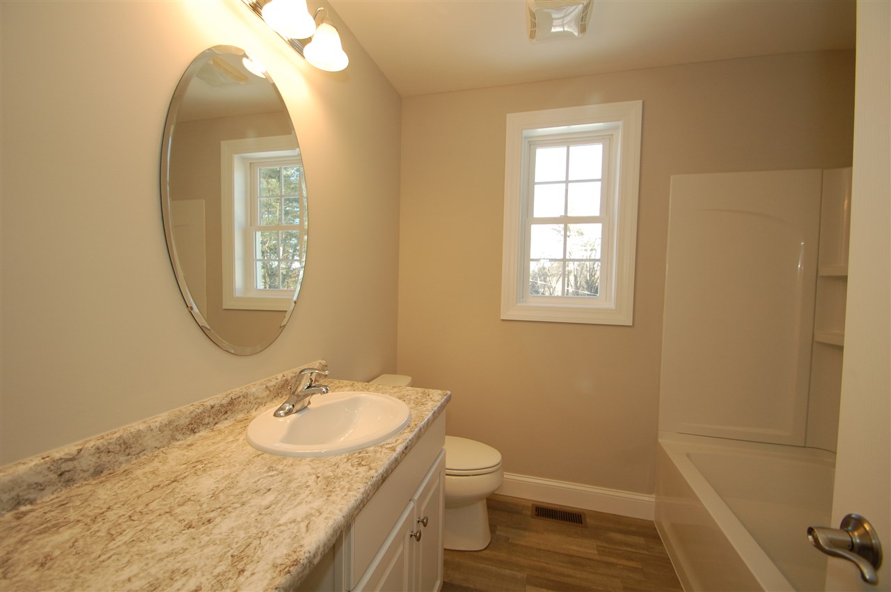 68 Hall Road Londonderry, NH 03053 - Photo 18 of 23