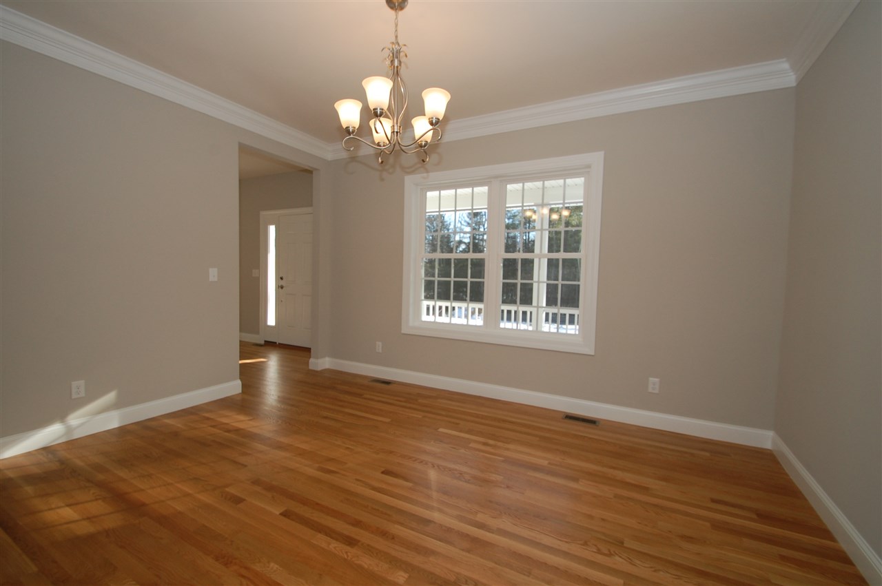 68 Hall Road Londonderry, NH 03053 - Photo 8 of 23