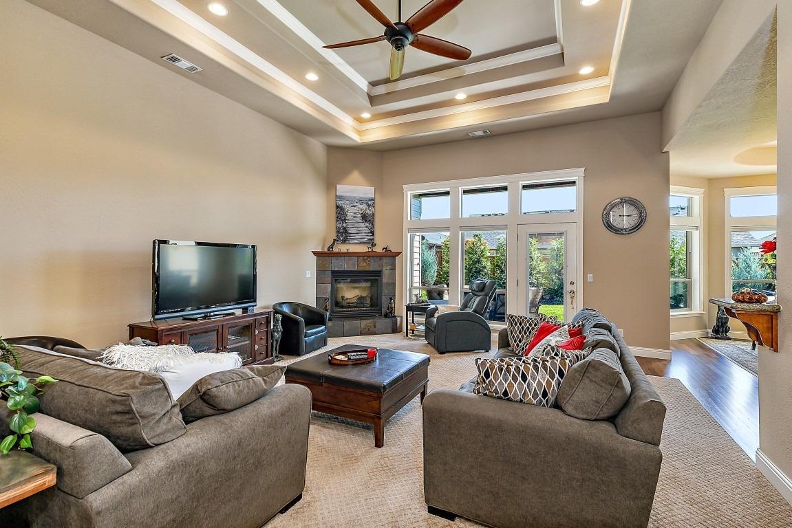 970 Pumpkin Ridge Eagle Point, OR 97524 - Photo 5 of 34 Additional Photo