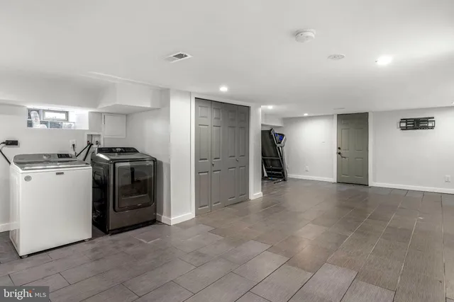 $395,000 | 7600 Fayette Street, Philadelphia, PA 19150