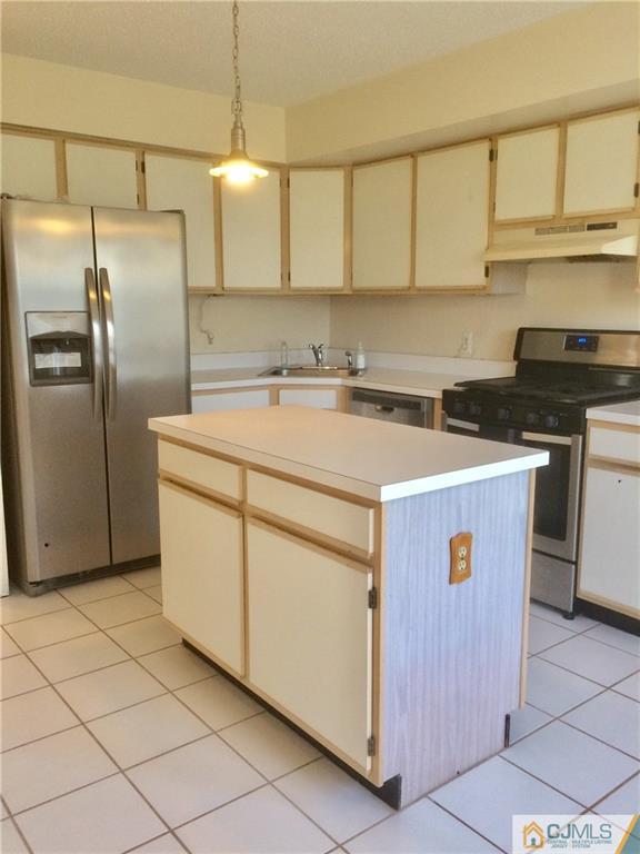 137 Nebula Road Piscataway, NJ 08854 - Photo 6 of 15 Gallery Image 6