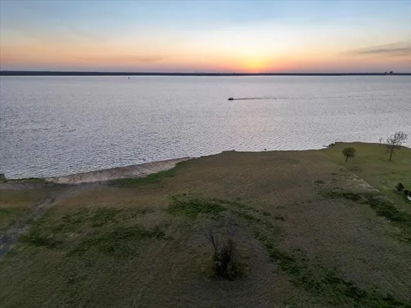 a view of an ocean from a yard