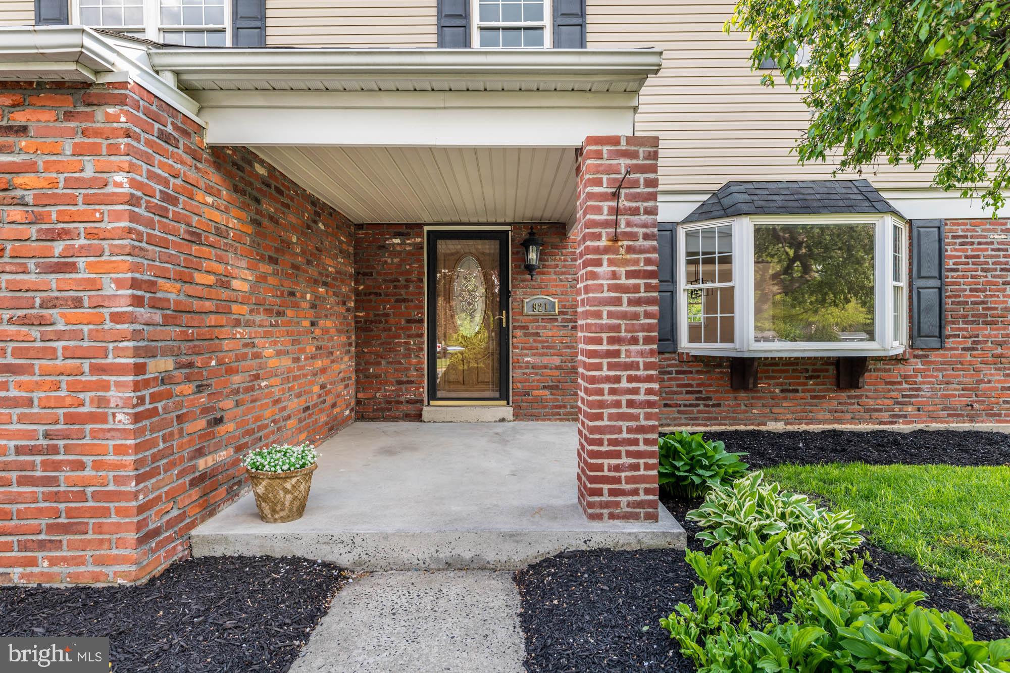 921 Fillmore Road Norristown, PA 19403 - Photo 2 of 34 Gallery Image 2