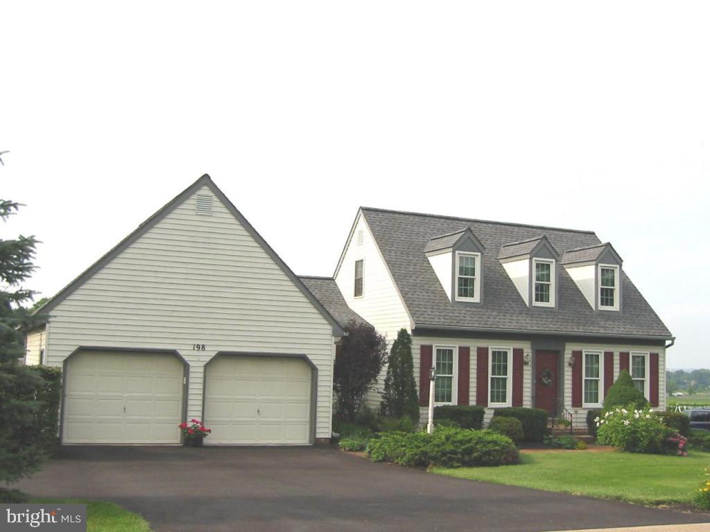 198 Delp Road Lancaster, PA 17601 - Photo 1 of 13 Gallery Image 1