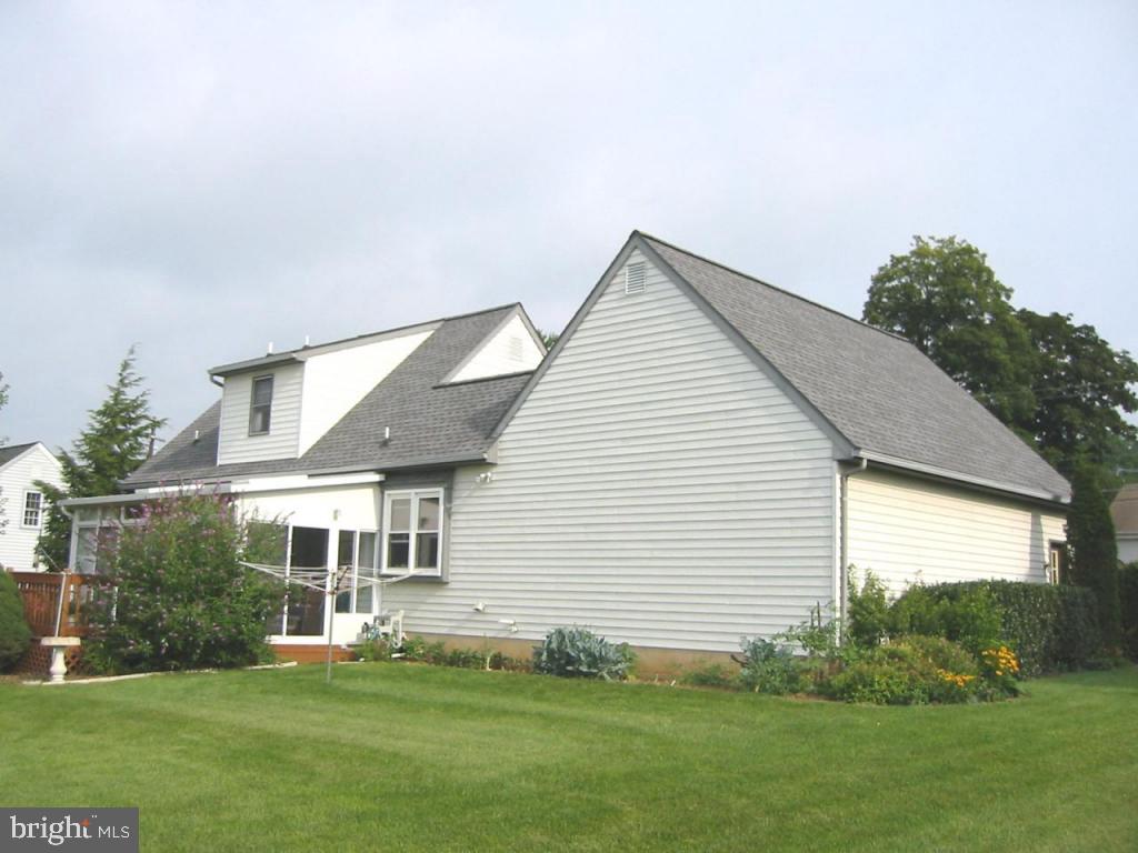 198 Delp Road Lancaster, PA 17601 - Photo 4 of 13 Gallery Image 4