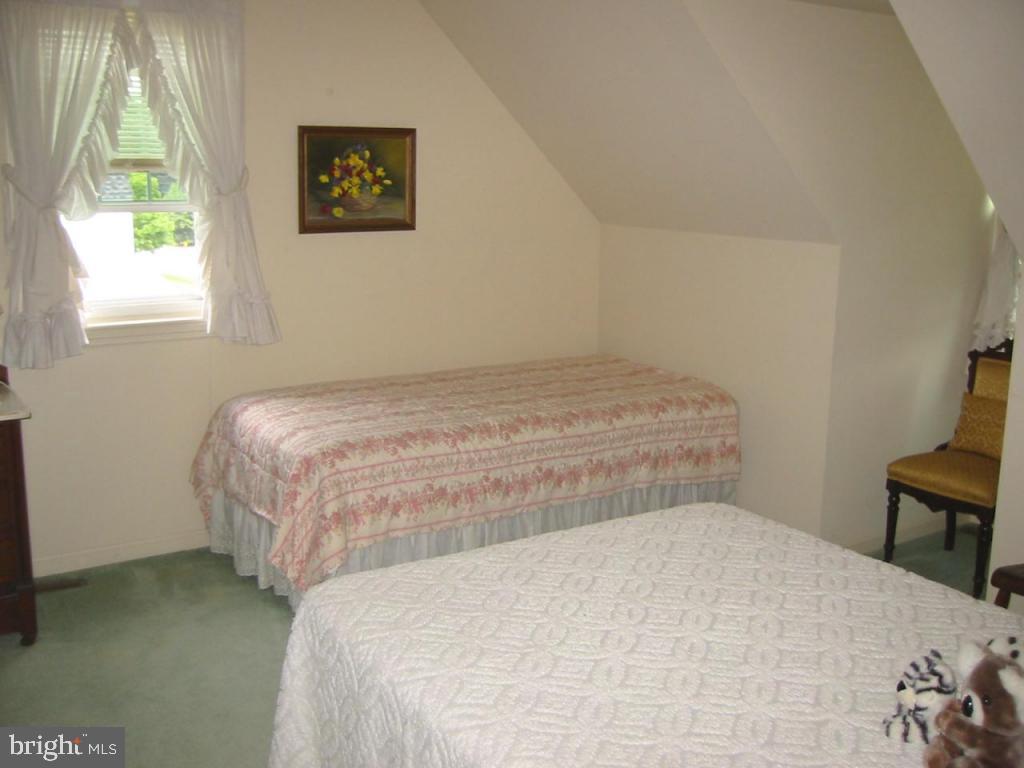 198 Delp Road Lancaster, PA 17601 - Photo 10 of 13 Gallery Image 10