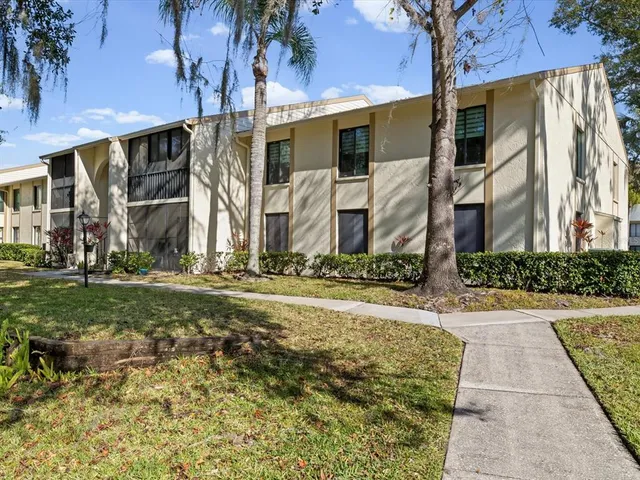 $225,000 | 3114 Lake Pine Way, Unit B2, Tarpon Springs, FL 34688