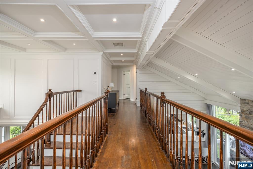 11 Gates Place Wayne, NJ 07470 - Photo 23 of 30