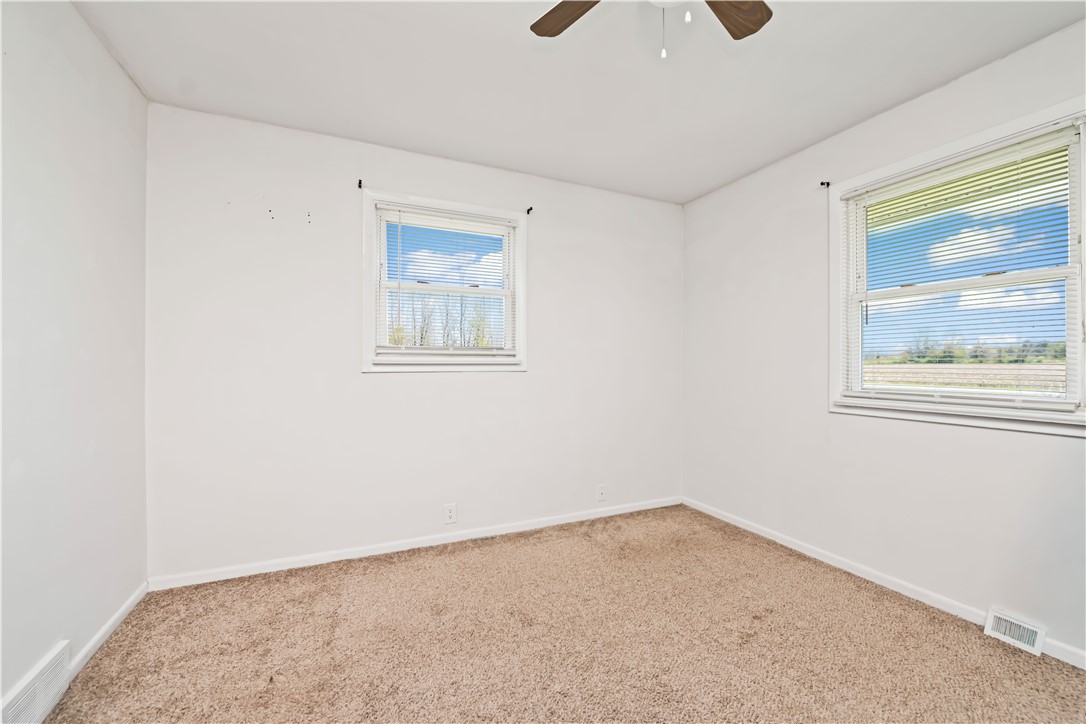 14965 Lakeshore Road Kent, NY 14477 - Photo 9 of 19