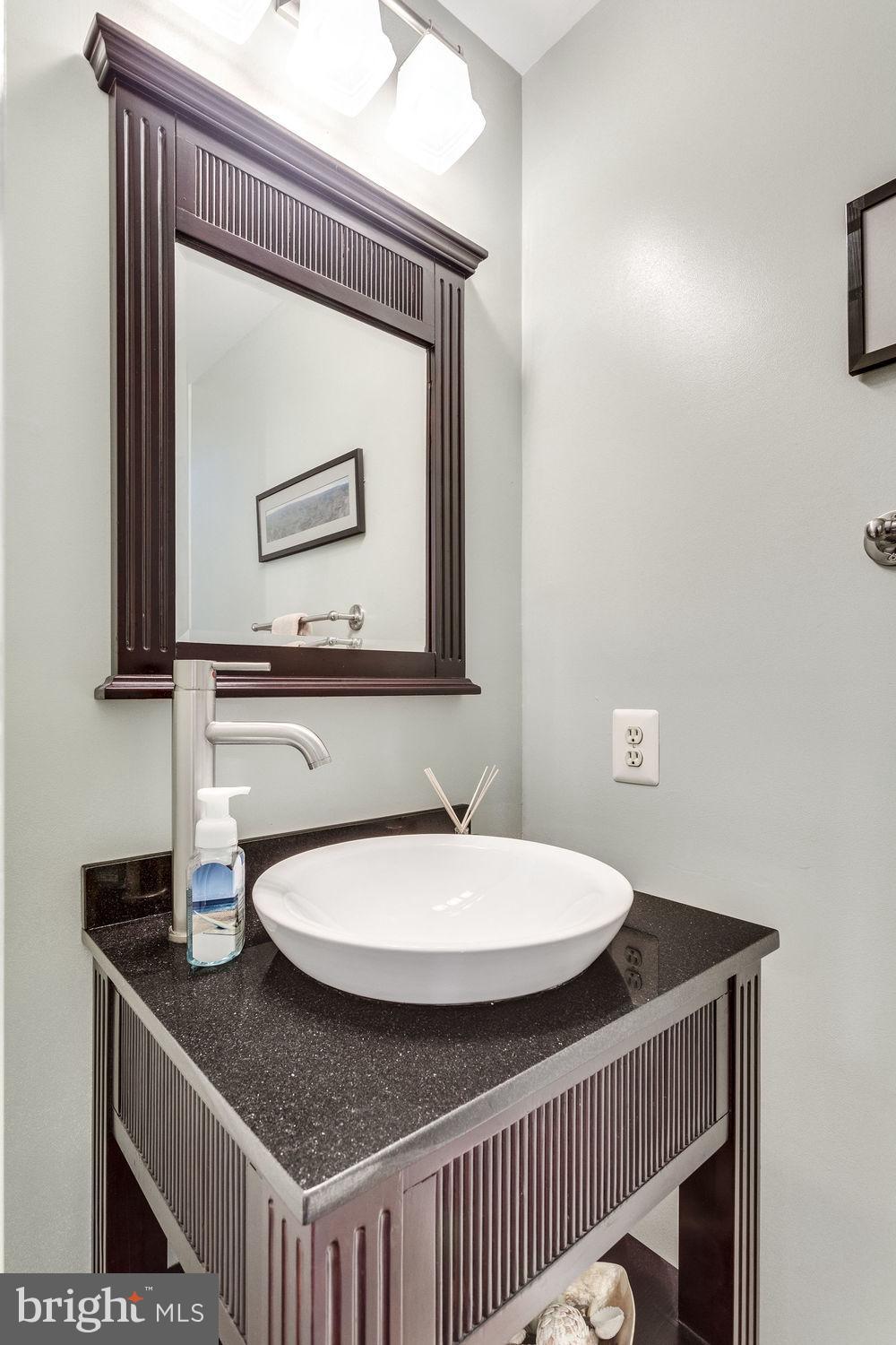 8534 Hooes Road Springfield, VA 22153 - Photo 15 of 29 Powder Room