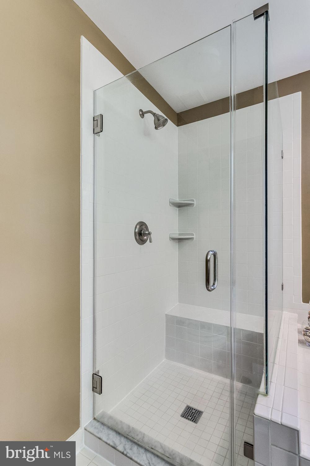 8534 Hooes Road Springfield, VA 22153 - Photo 20 of 29 Bath (Master)