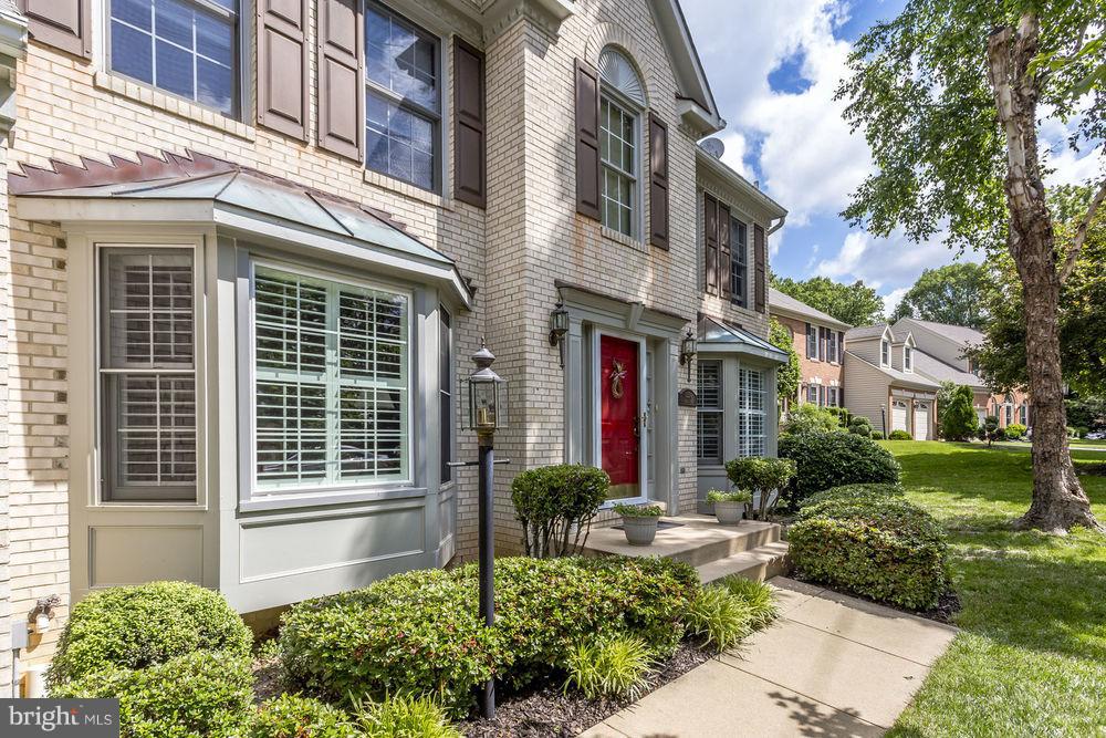 8534 Hooes Road Springfield, VA 22153 - Photo 3 of 29 Welcome Home!