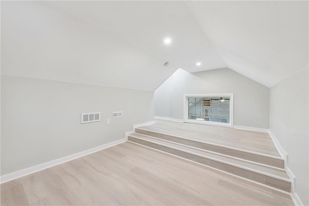 4531 Ridgeview Drive Greensburg, PA 15601 - Photo 25 of 41 a view of entryway