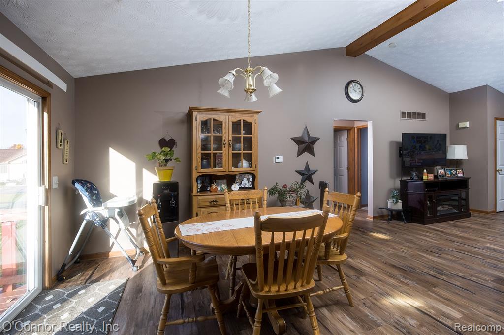 2905 Springborn Road East China, MI 48054 - Photo 7 of 38