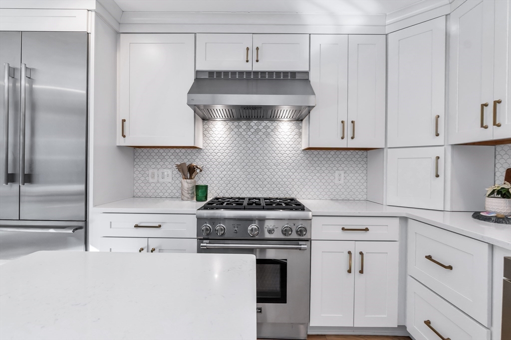 2 Prince Street Beverly, MA 01915 - Photo 17 of 41