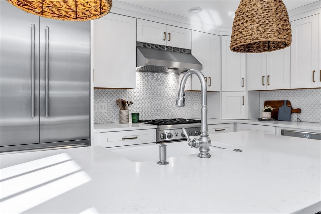 2 Prince Street Beverly, MA 01915 - Photo 18 of 41