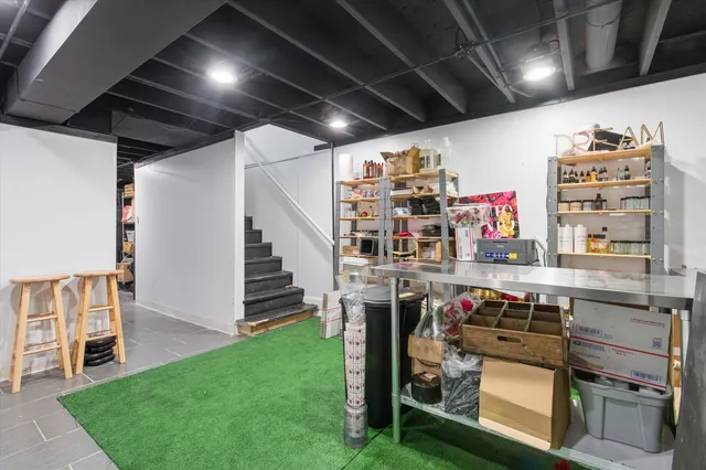 $168,000 | 9904 South State Street, Unit B, Chicago, IL 60628