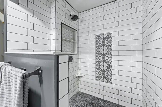 $283,000 | 1339 Clark Avenue, Bluffton, IN 46714