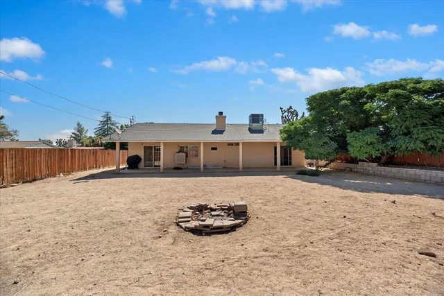 $360,000 | 7562 Inca Trail, Yucca Valley, CA 92284