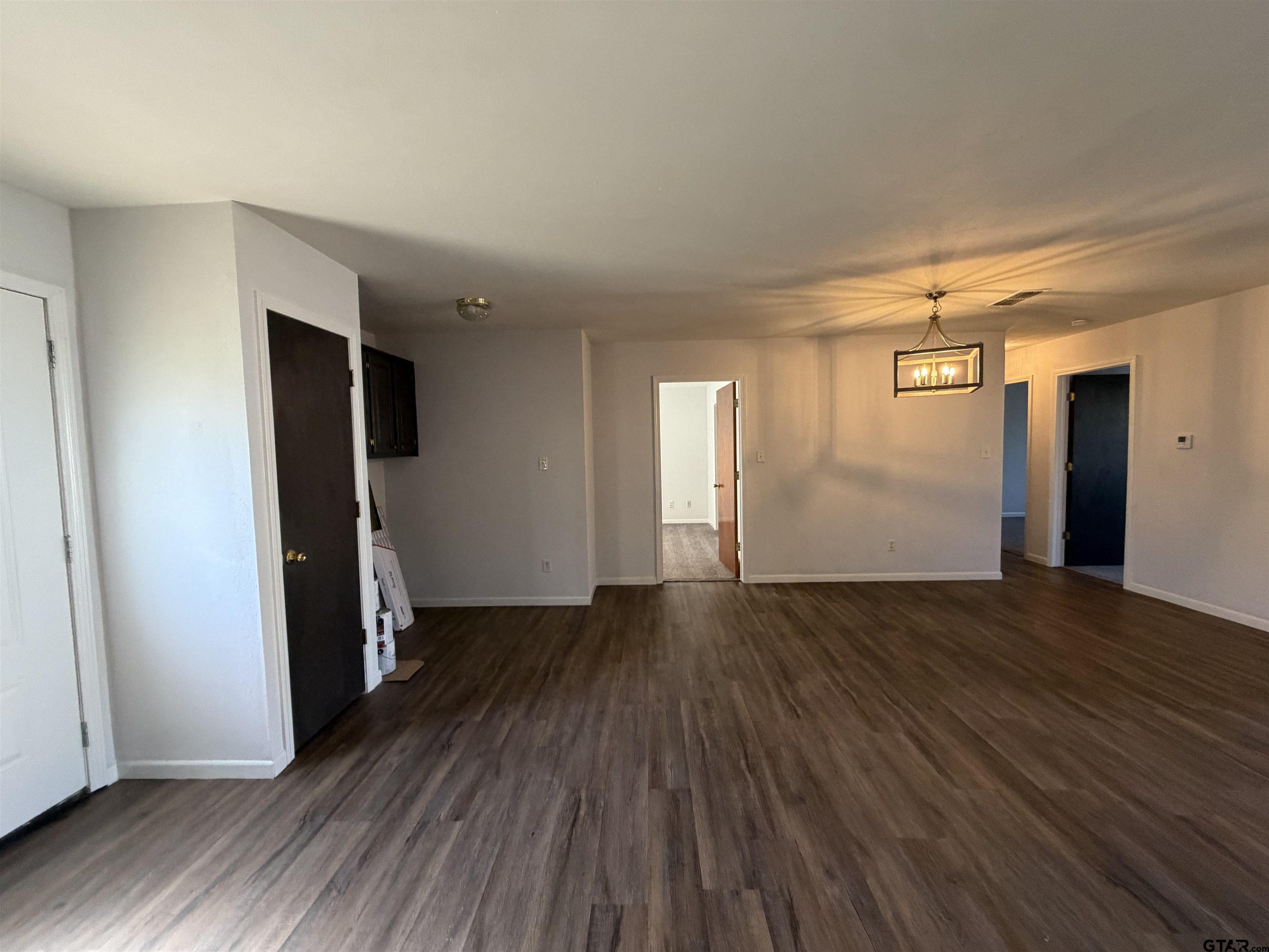 181 Summer Breeze Rusk, TX 75785 - Photo 9 of 19 Laminate wood flooring