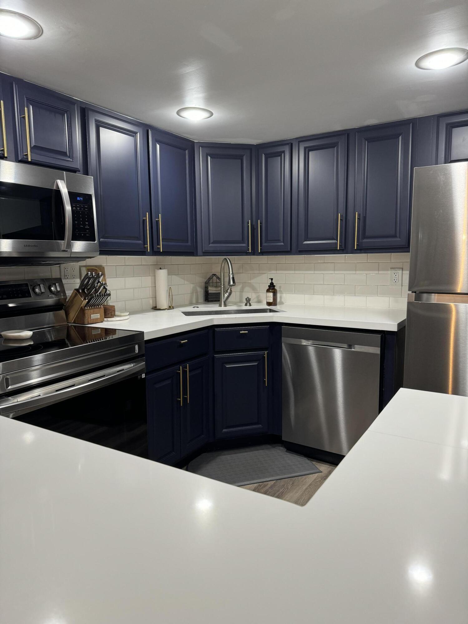 4601 Northwest 2nd Avenue, Unit 805 Boca Raton, FL 33431 - Photo 1 of 34 New Kitchen!