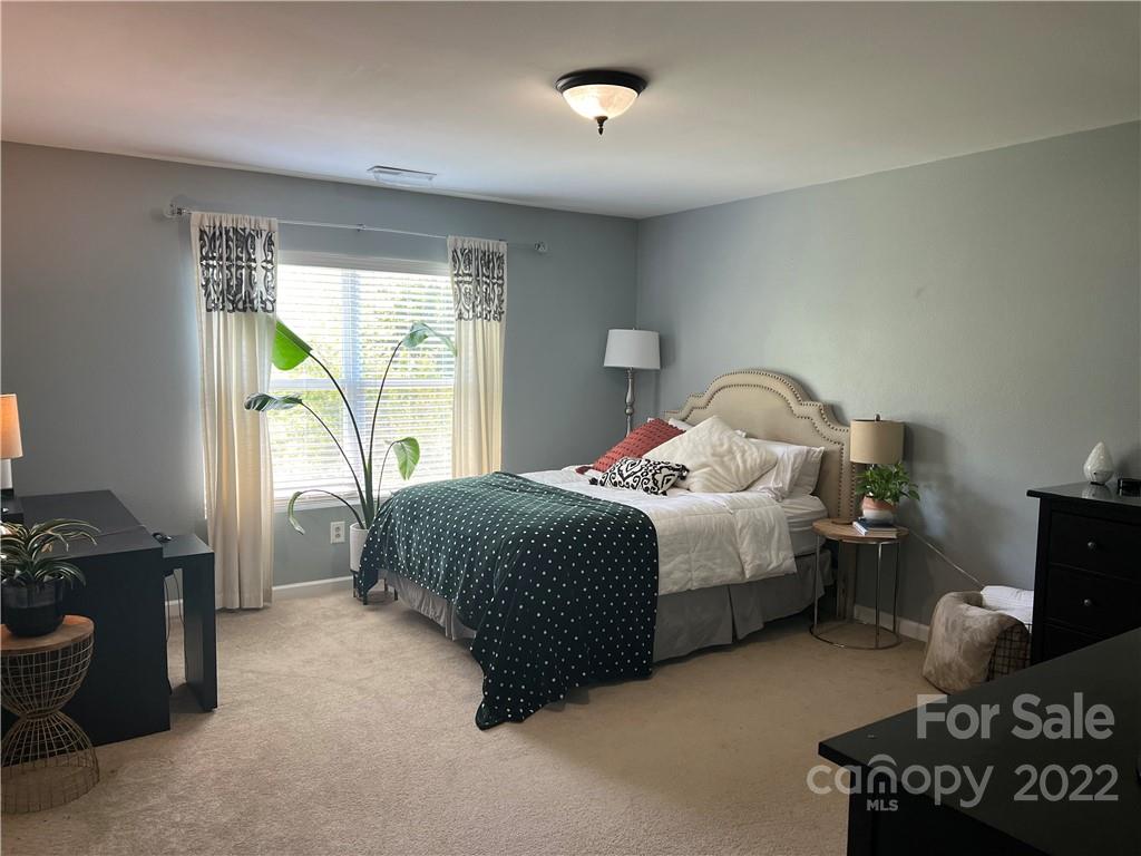 8708 Chalkstone Road Charlotte, NC 28216 - Photo 13 of 14 Gallery Image 13