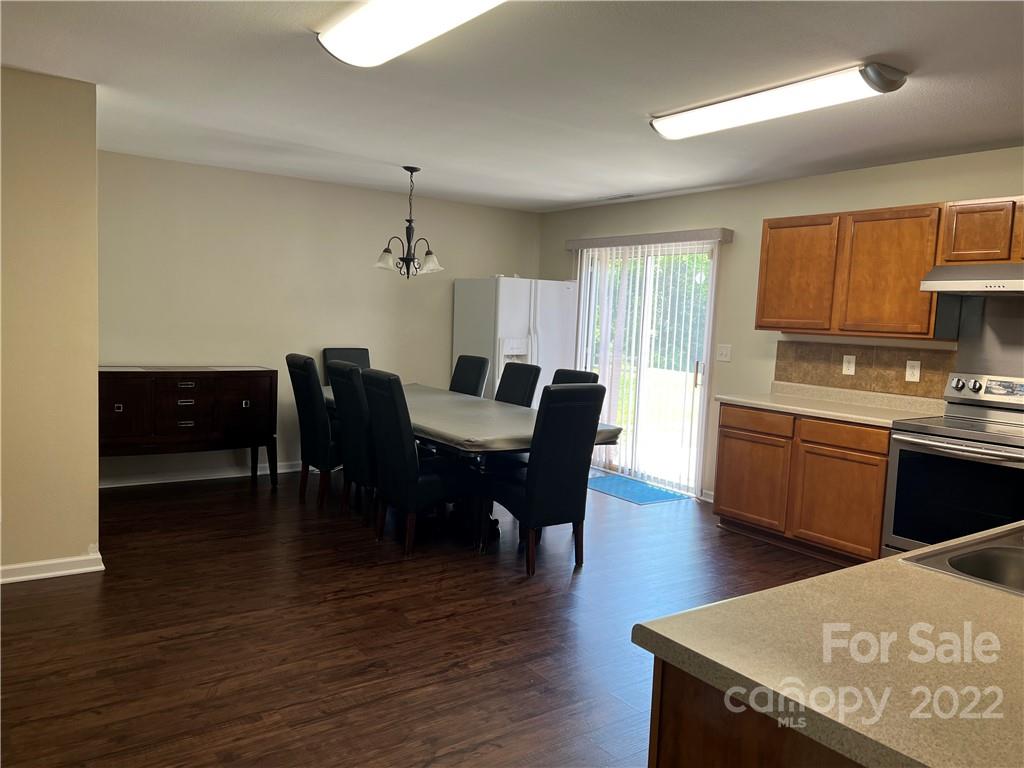 8708 Chalkstone Road Charlotte, NC 28216 - Photo 6 of 14 Gallery Image 6
