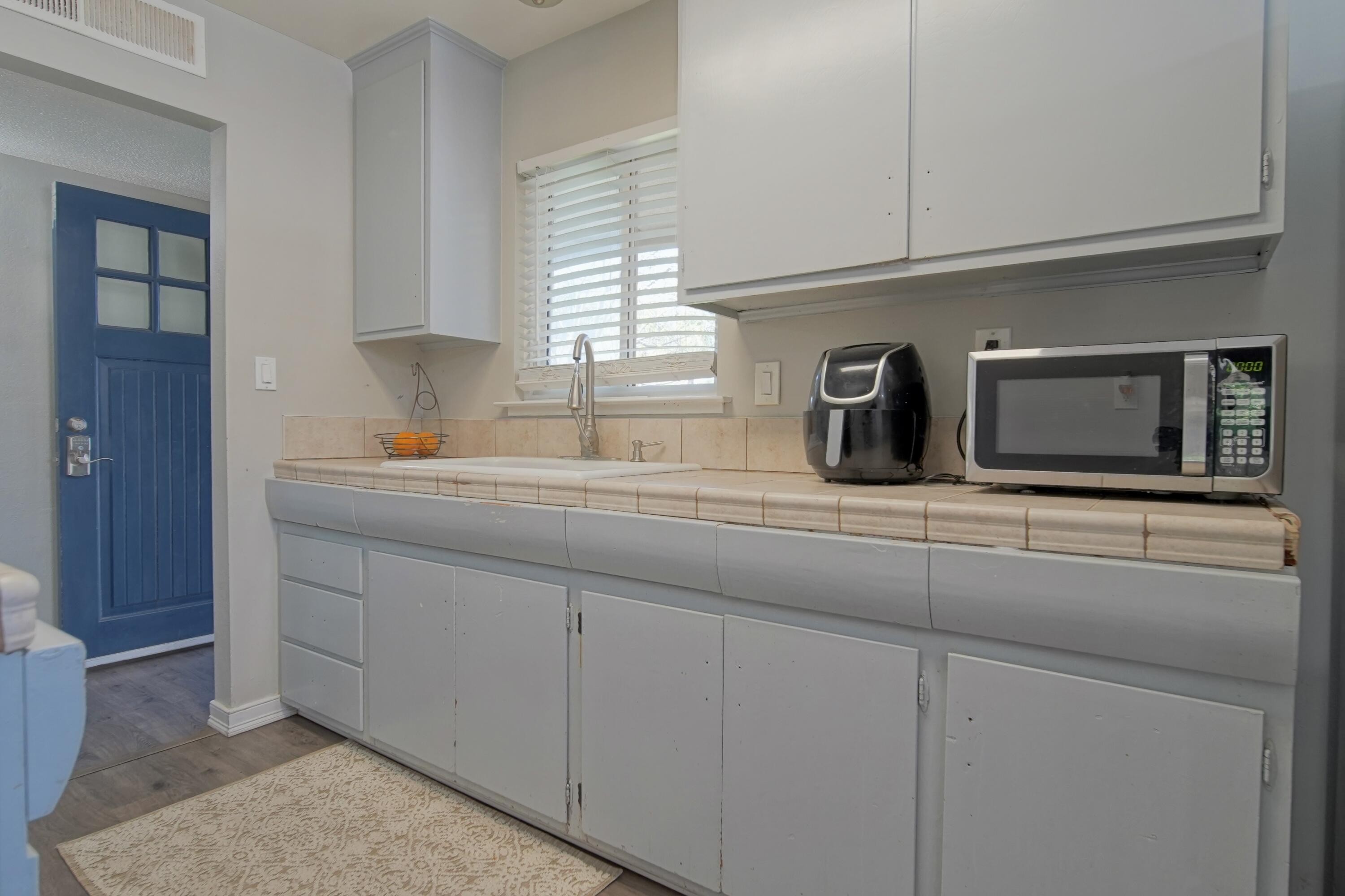 113 Bryant Court Exeter, CA 93221 - Photo 19 of 41 Kitchen