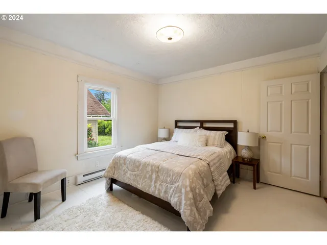 $525,000 | 140 Southeast Lamson Street, Willamina, OR 97396