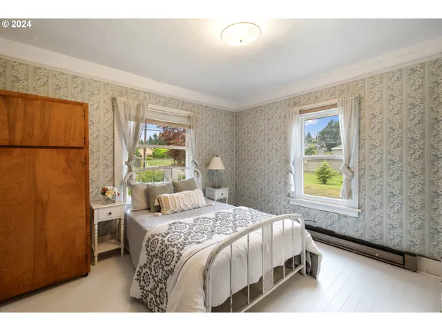 $525,000 | 140 Southeast Lamson Street, Willamina, OR 97396