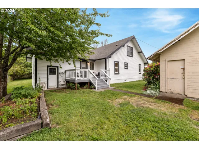 $525,000 | 140 Southeast Lamson Street, Willamina, OR 97396