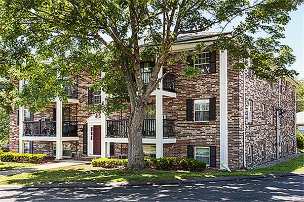 4 Walker Road, Unit 8 North Andover, MA 01845 - Photo 1 of 16 Gallery Image 1