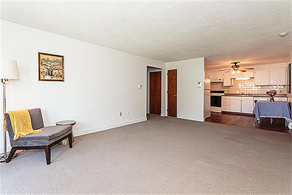 4 Walker Road, Unit 8 North Andover, MA 01845 - Photo 2 of 16 Gallery Image 2
