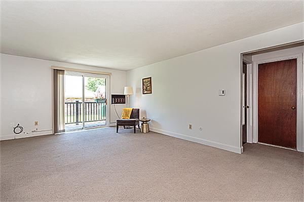 4 Walker Road, Unit 8 North Andover, MA 01845 - Photo 3 of 16 Gallery Image 3