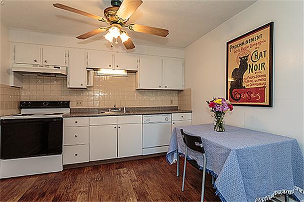 4 Walker Road, Unit 8 North Andover, MA 01845 - Photo 5 of 16 Gallery Image 5