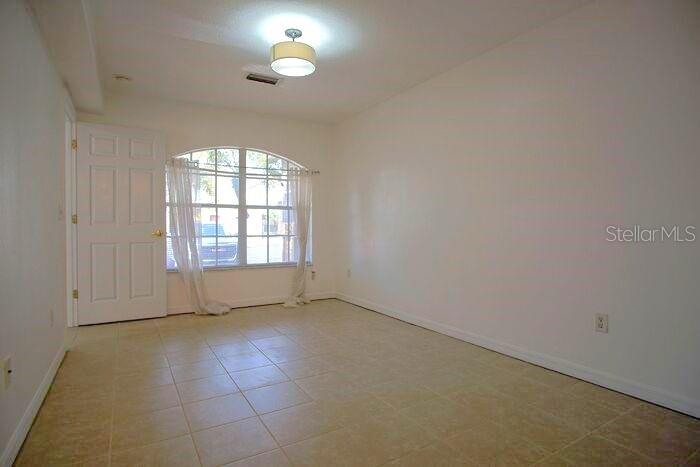 308 Australian Way, Unit B Davenport, FL 33897 - Photo 7 of 9
