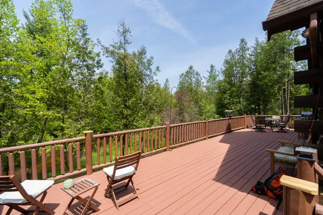 $620,000 | 20850 210th Avenue, Tustin, MI 49688