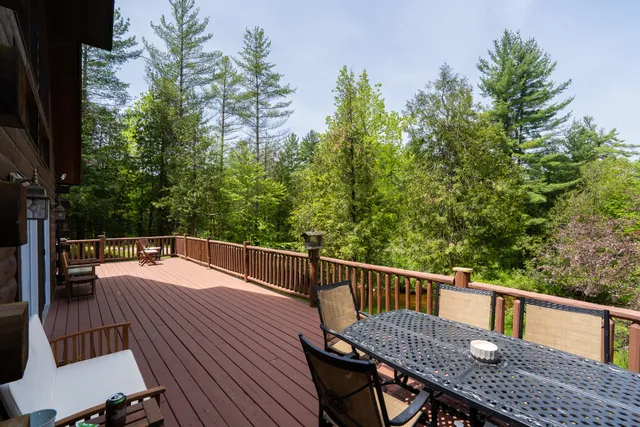 $620,000 | 20850 210th Avenue, Tustin, MI 49688