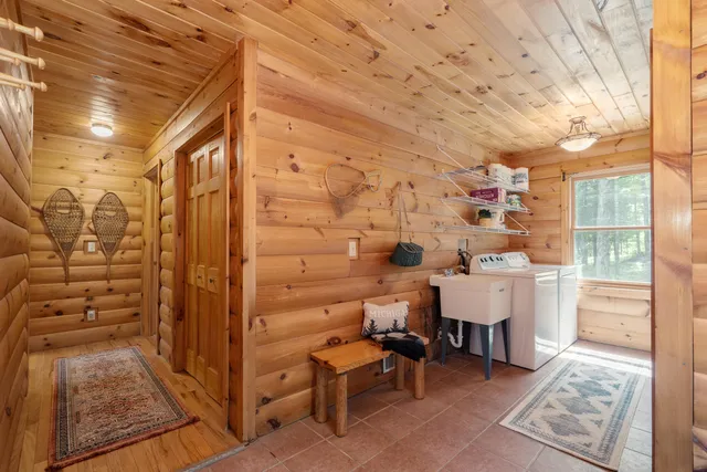 $620,000 | 20850 210th Avenue, Tustin, MI 49688