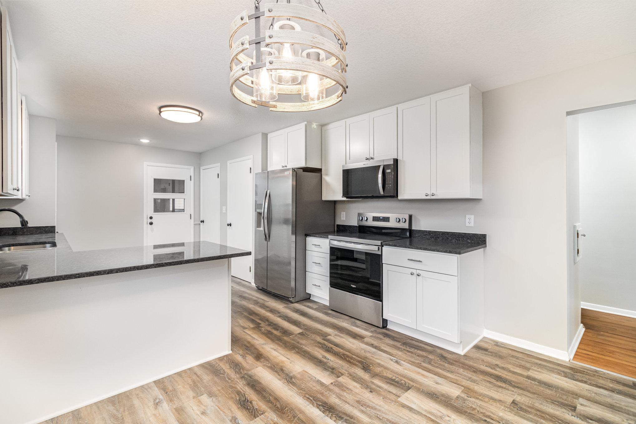 1448 Glynview Trail Faribault, MN 55021 - Photo 4 of 18