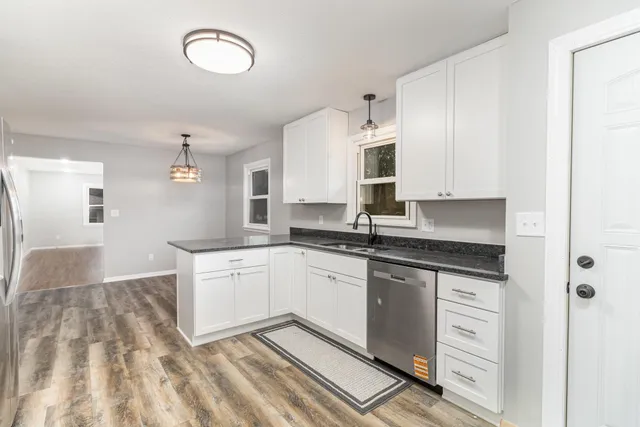 $299,900 | 1448 Glynview Trail, Faribault, MN 55021