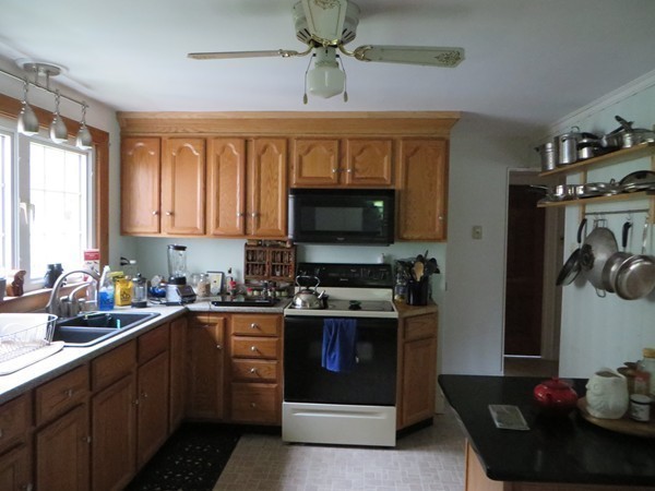 54 Turnpike Road Montague, MA 01376 - Photo 11 of 27 Gallery Image 11