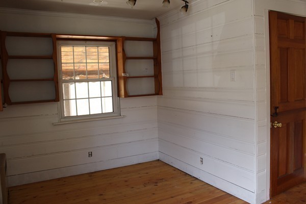 54 Turnpike Road Montague, MA 01376 - Photo 13 of 27 Gallery Image 13