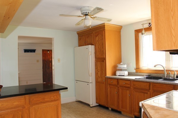 54 Turnpike Road Montague, MA 01376 - Photo 10 of 27 Gallery Image 10
