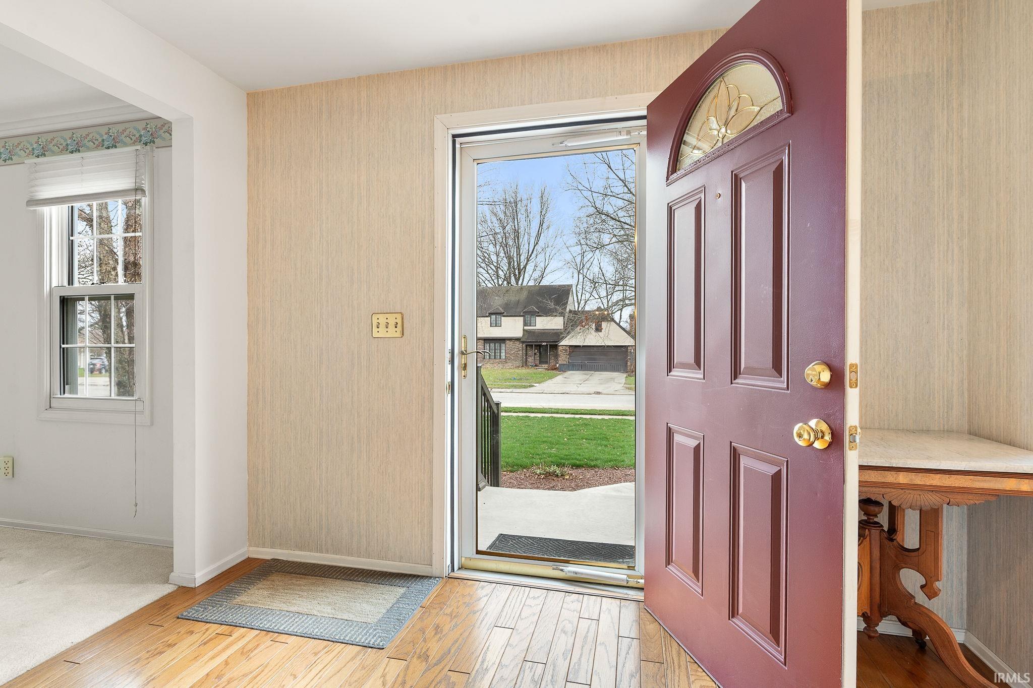 6033 Bohde Trail Fort Wayne, IN 46835 - Photo 5 of 36