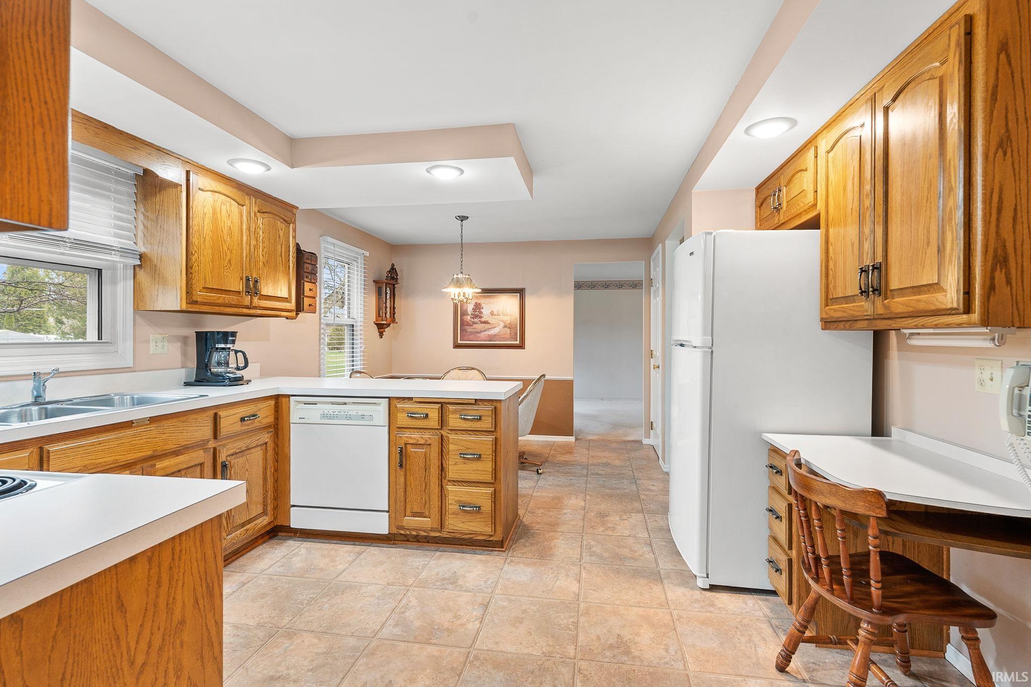 6033 Bohde Trail Fort Wayne, IN 46835 - Photo 7 of 36