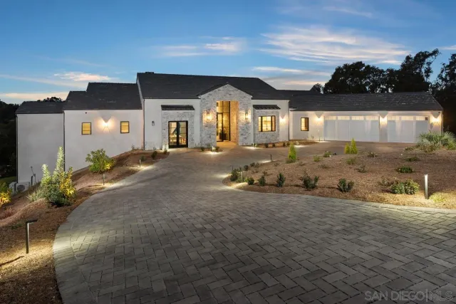 $8,950,000 | 6691-93 Camino Saucito, Rancho Santa Fe, CA 92067