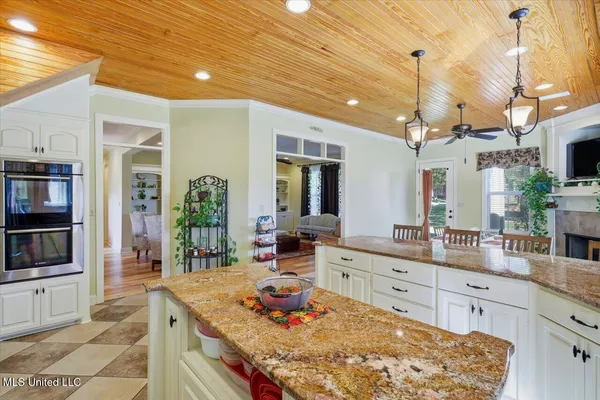 $699,900 | 202 Esplanade Drive, Brandon, MS 39047